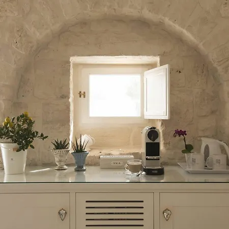 Trulli Nocleg ze śniadaniem 4*